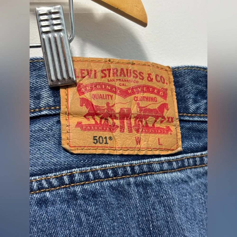 Levi's 501 Men's‎ Jeans Size 48/29